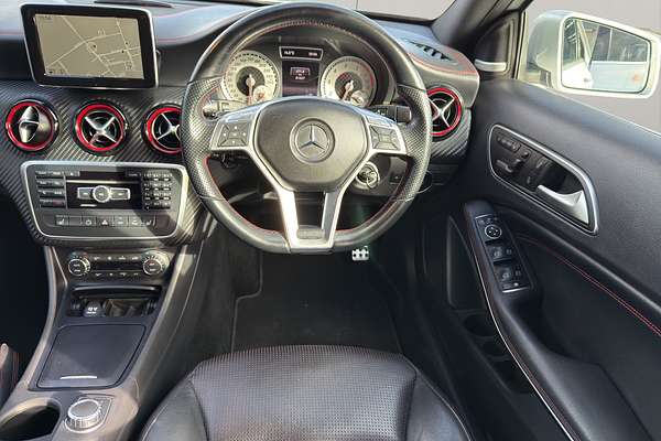 2014 Mercedes-Benz 250 AMG SPORT