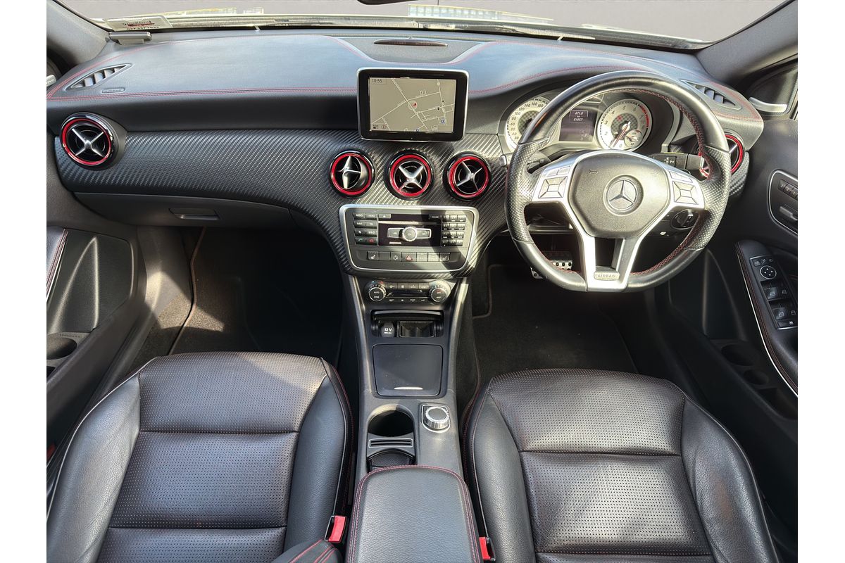 2014 Mercedes-Benz 250 AMG SPORT