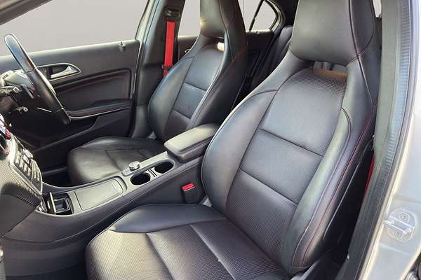 2014 Mercedes-Benz 250 AMG SPORT