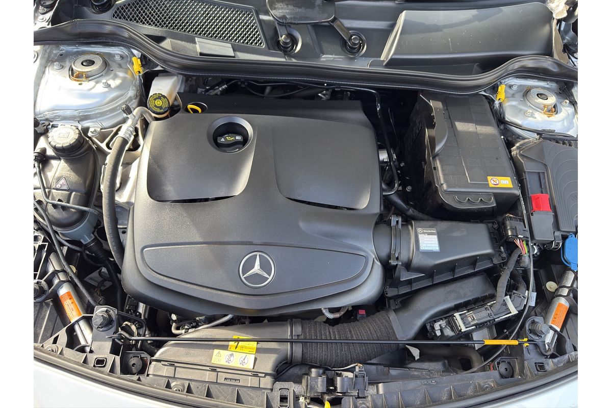 2014 Mercedes-Benz 250 AMG SPORT