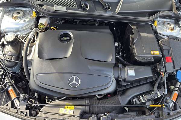 2014 Mercedes-Benz 250 AMG SPORT