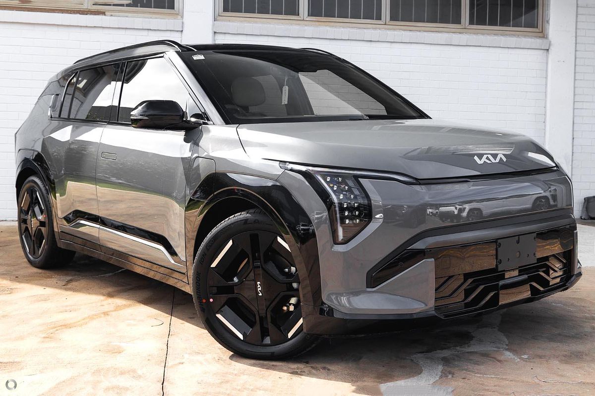 SOLD 2025 Kia EV3 GT Line Long Range In Shale Grey New SUV Stock SOLD 2025 Kia EV3 GT Line Long Range In Shale Grey New SUV Stock