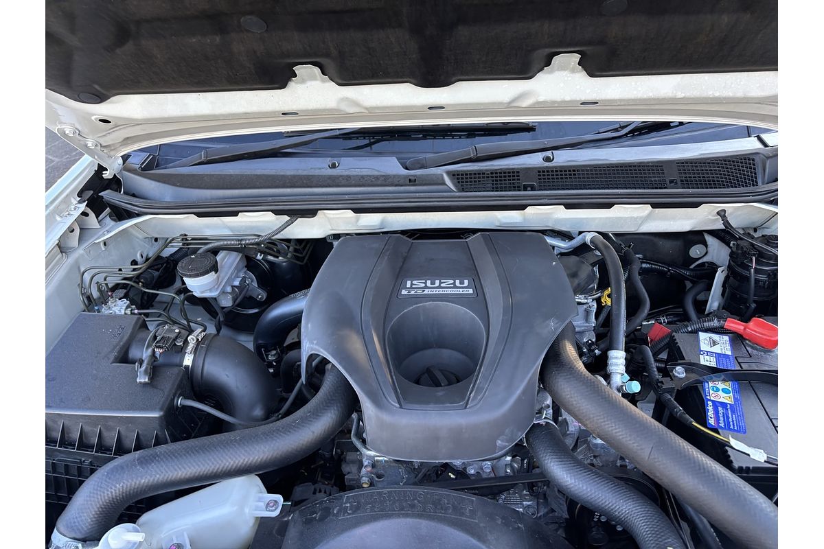 2016 Isuzu D-MAX SX High Ride Rear Wheel Drive
