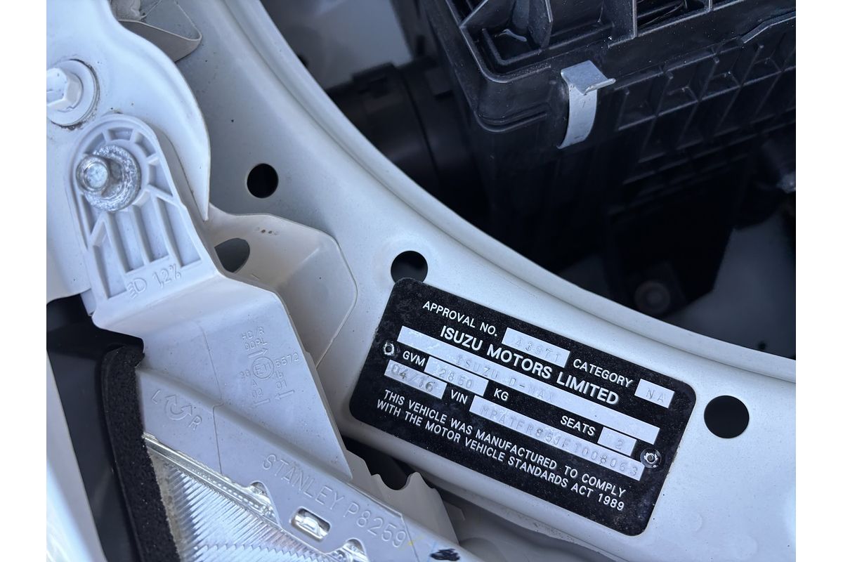 2016 Isuzu D-MAX SX High Ride Rear Wheel Drive