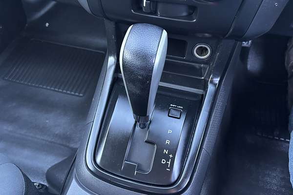 2016 Isuzu D-MAX SX High Ride Rear Wheel Drive