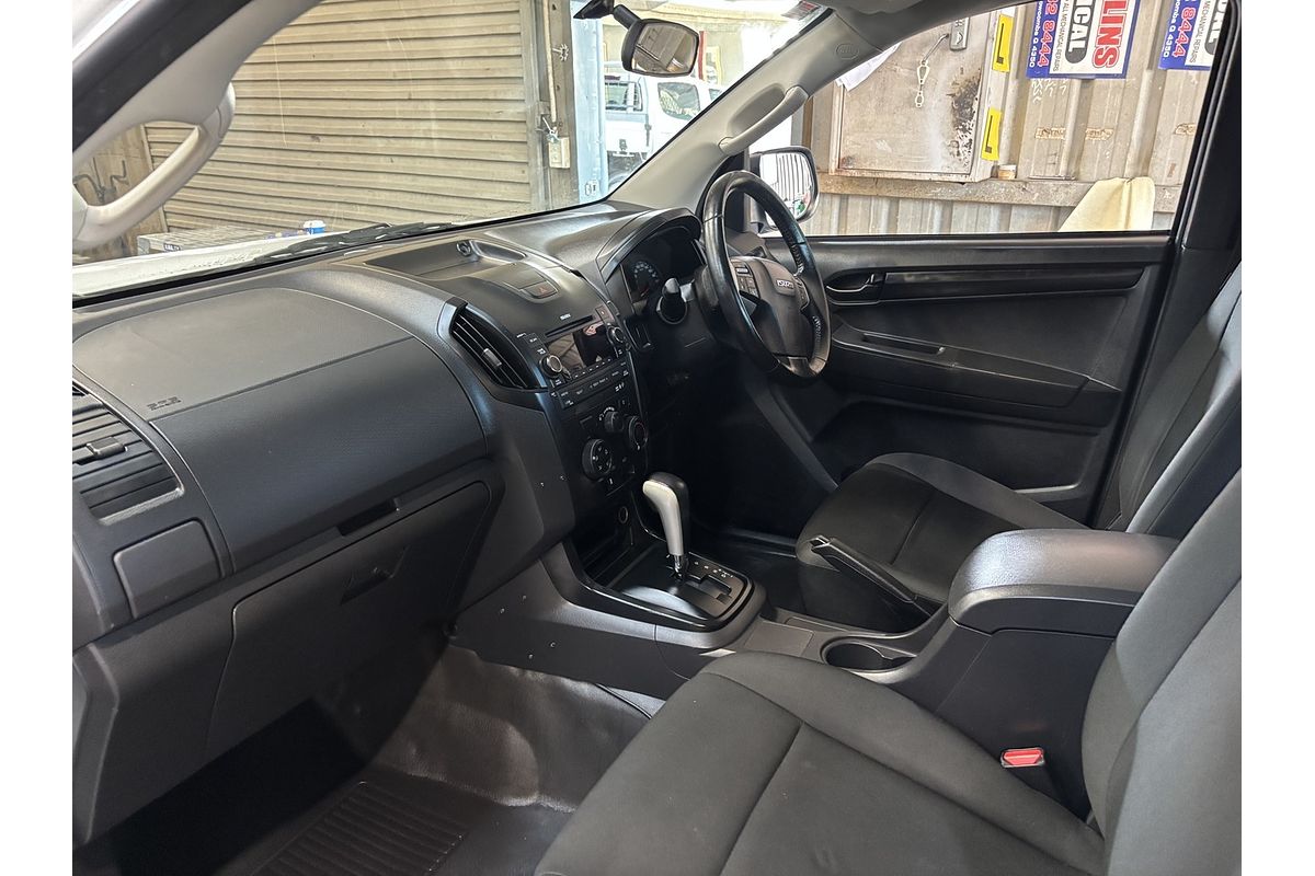 2016 Isuzu D-MAX SX High Ride Rear Wheel Drive