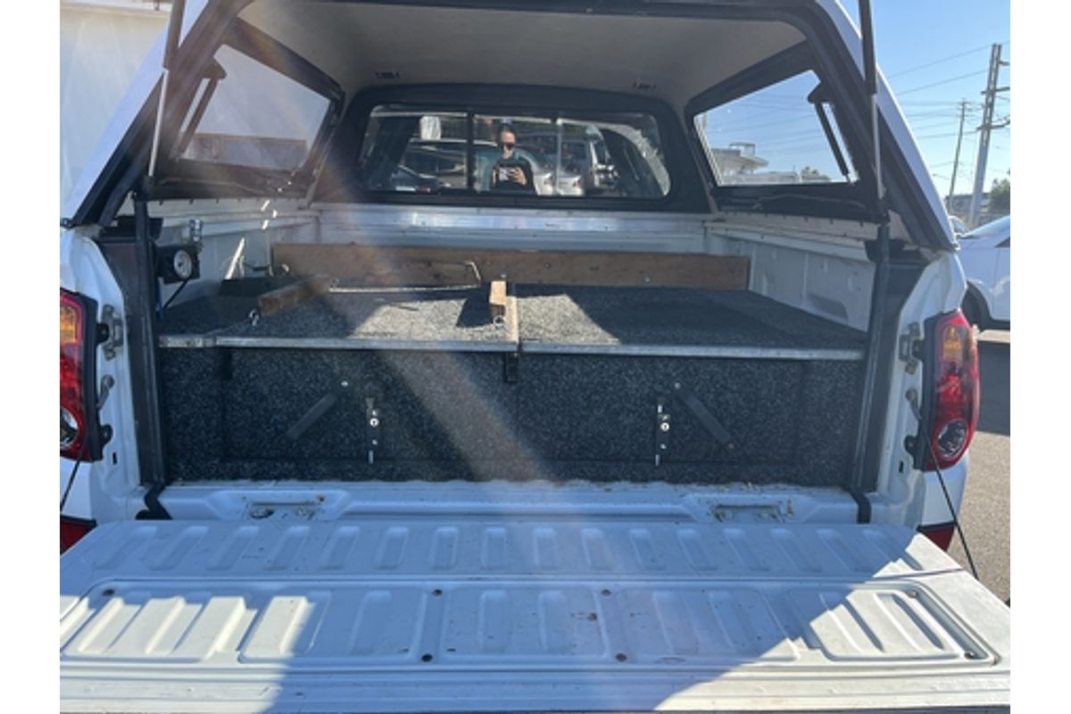 2010 Mitsubishi Triton GLX-R MN 4X4