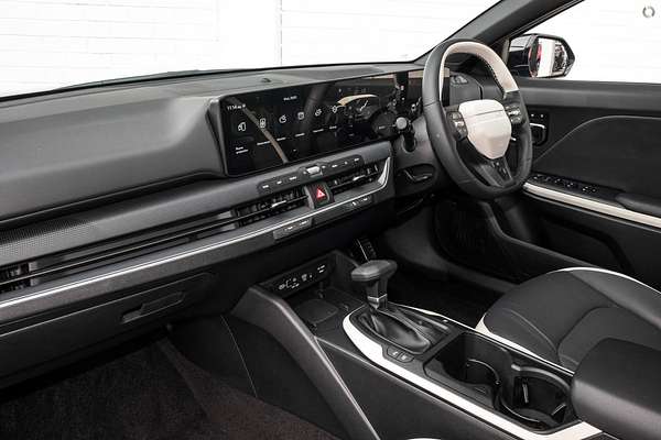 2025 Kia K4 GT-Line CL4m
