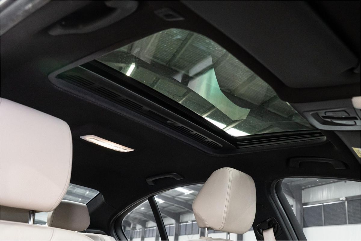 2018 BMW 3 Series 320i M Sport F30 LCI
