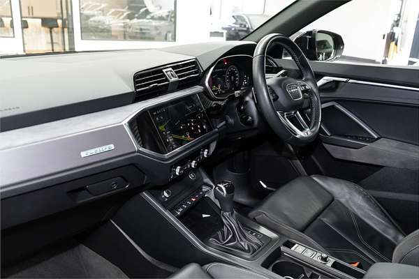 2021 Audi Q3 40 TFSI S line F3