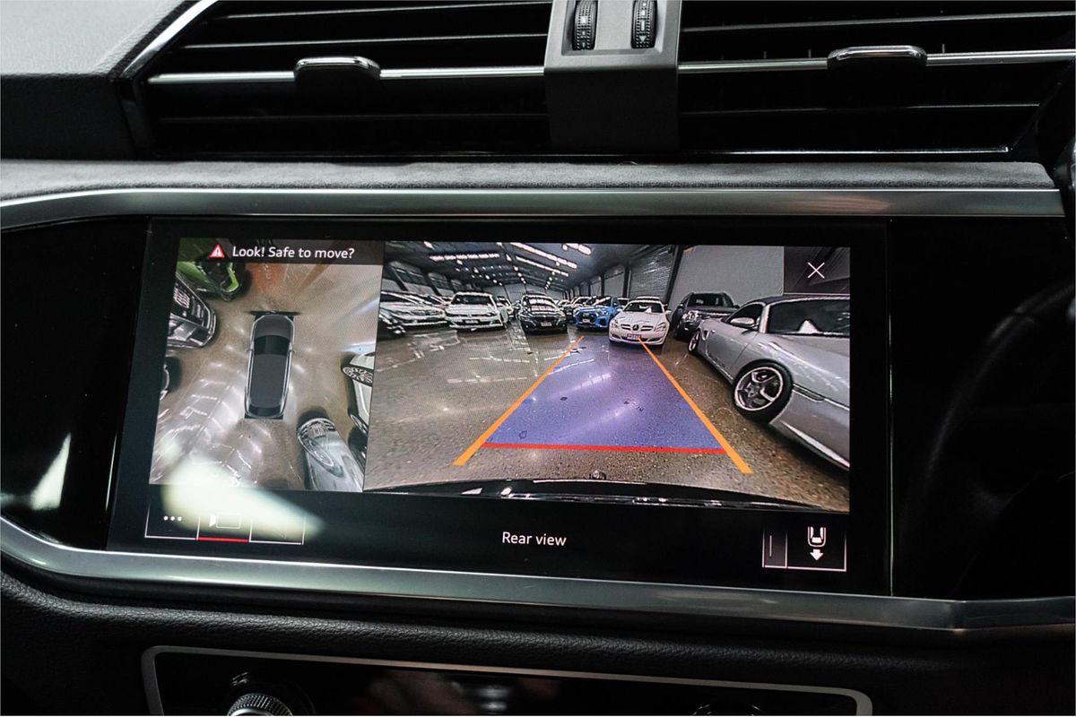 2021 Audi Q3 40 TFSI S line F3