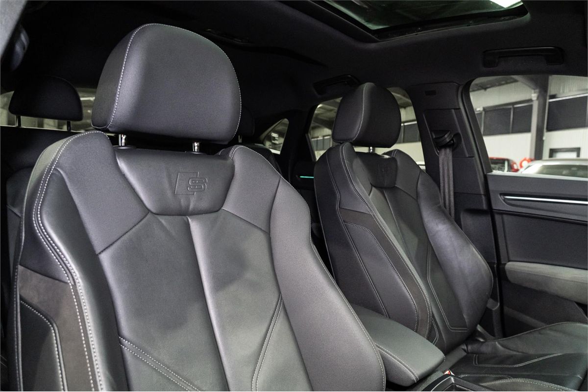 2021 Audi Q3 40 TFSI S line F3