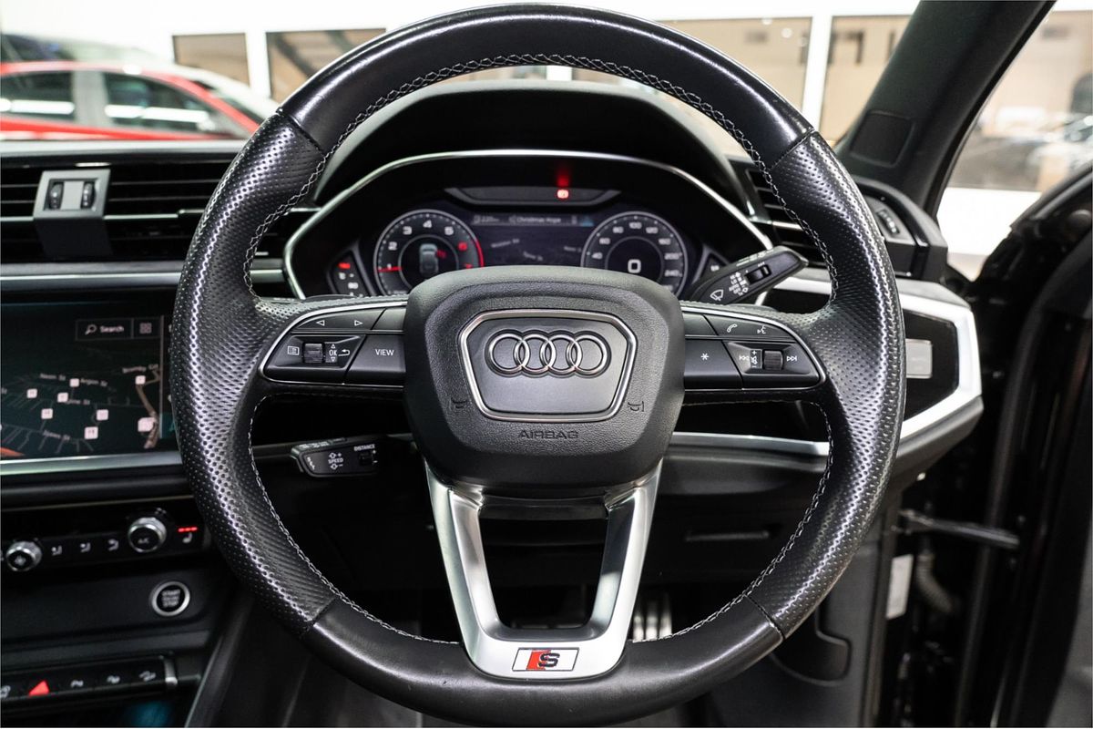2021 Audi Q3 40 TFSI S line F3