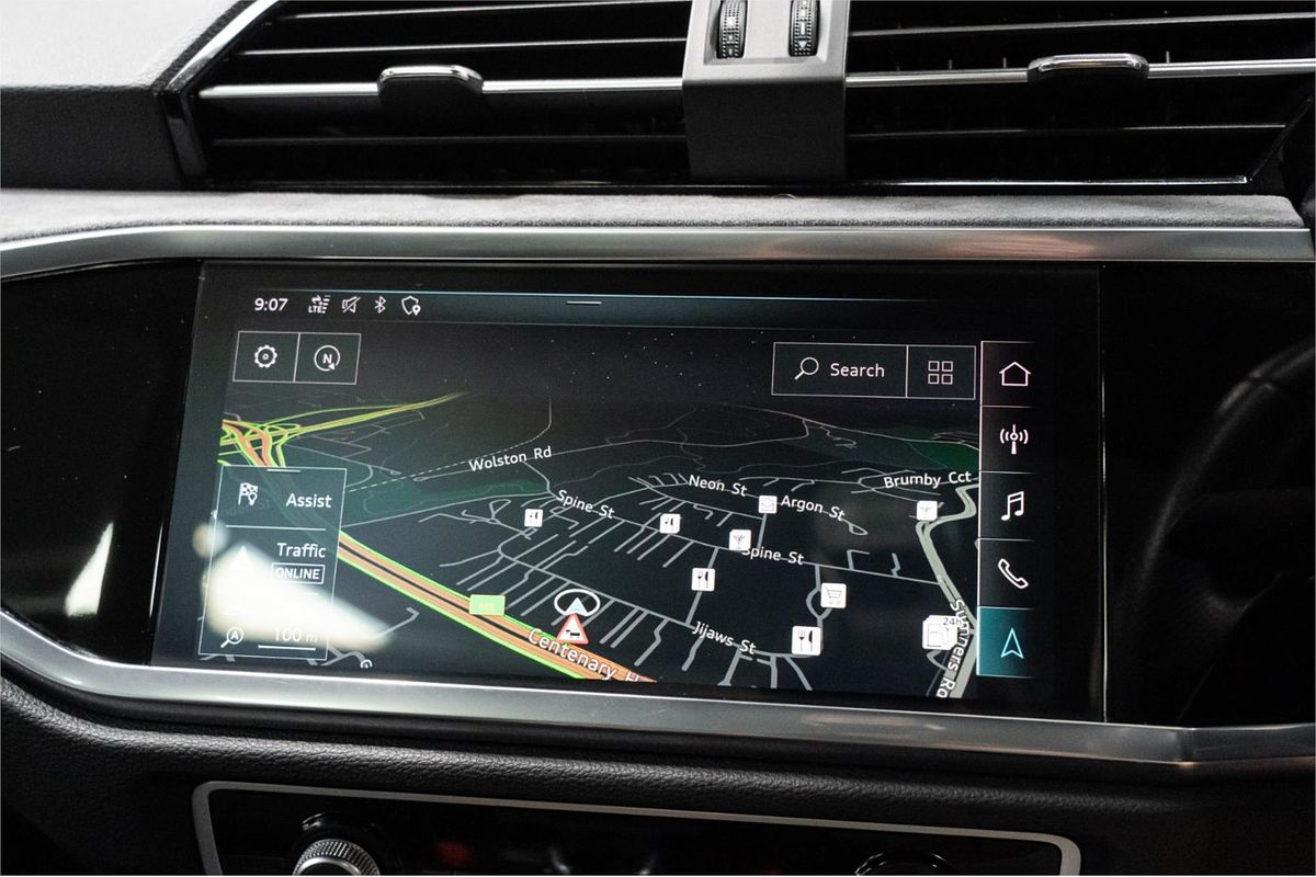 2021 Audi Q3 40 TFSI S line F3