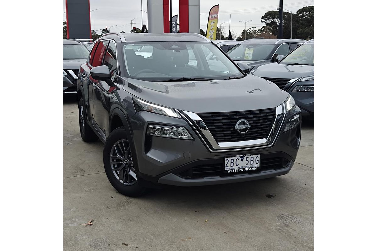 2024 Nissan X-TRAIL ST T33
