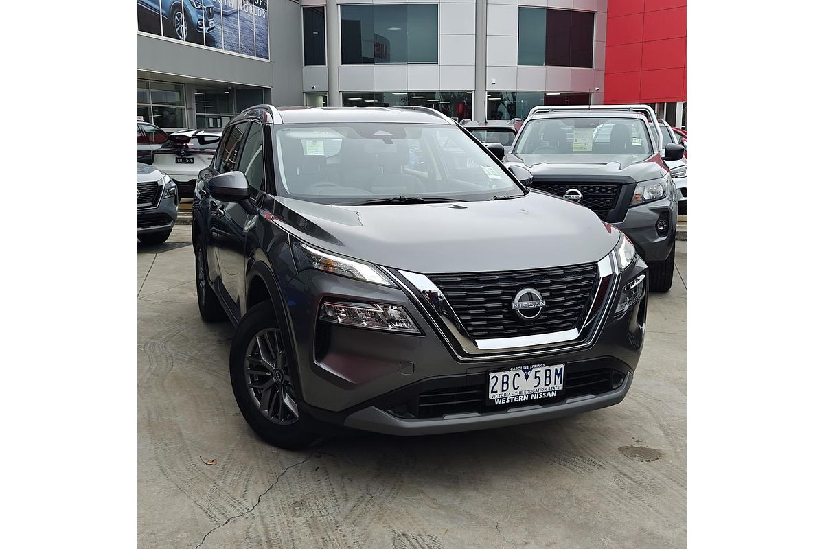 2024 Nissan X-TRAIL ST T33