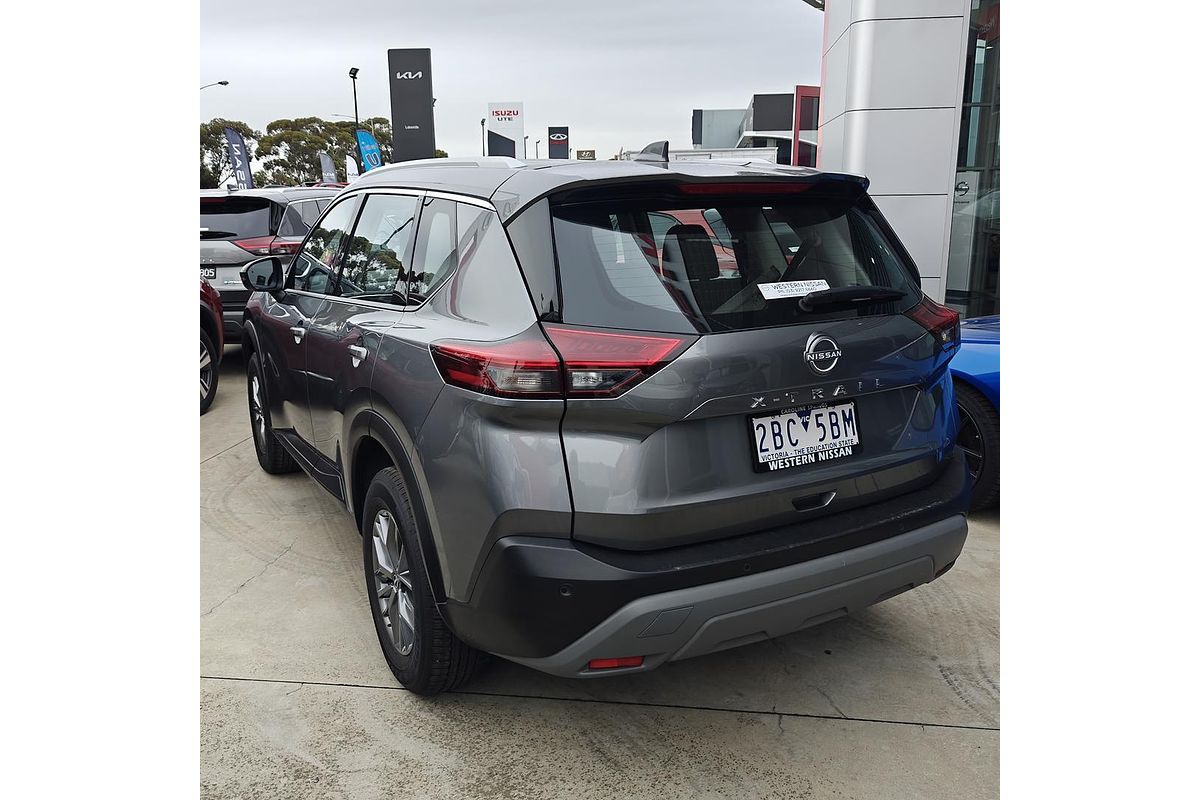 2024 Nissan X-TRAIL ST T33