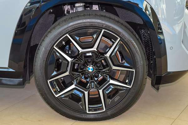 2023 BMW XM Label G09