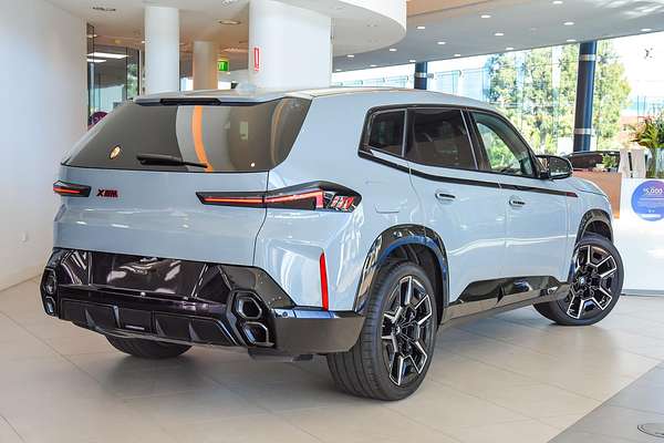 2023 BMW XM Label G09