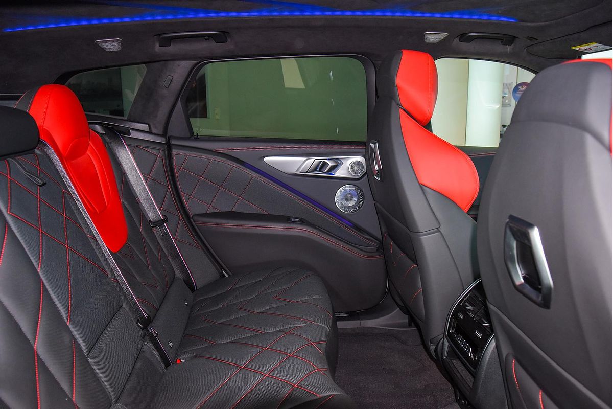2023 BMW XM Label G09