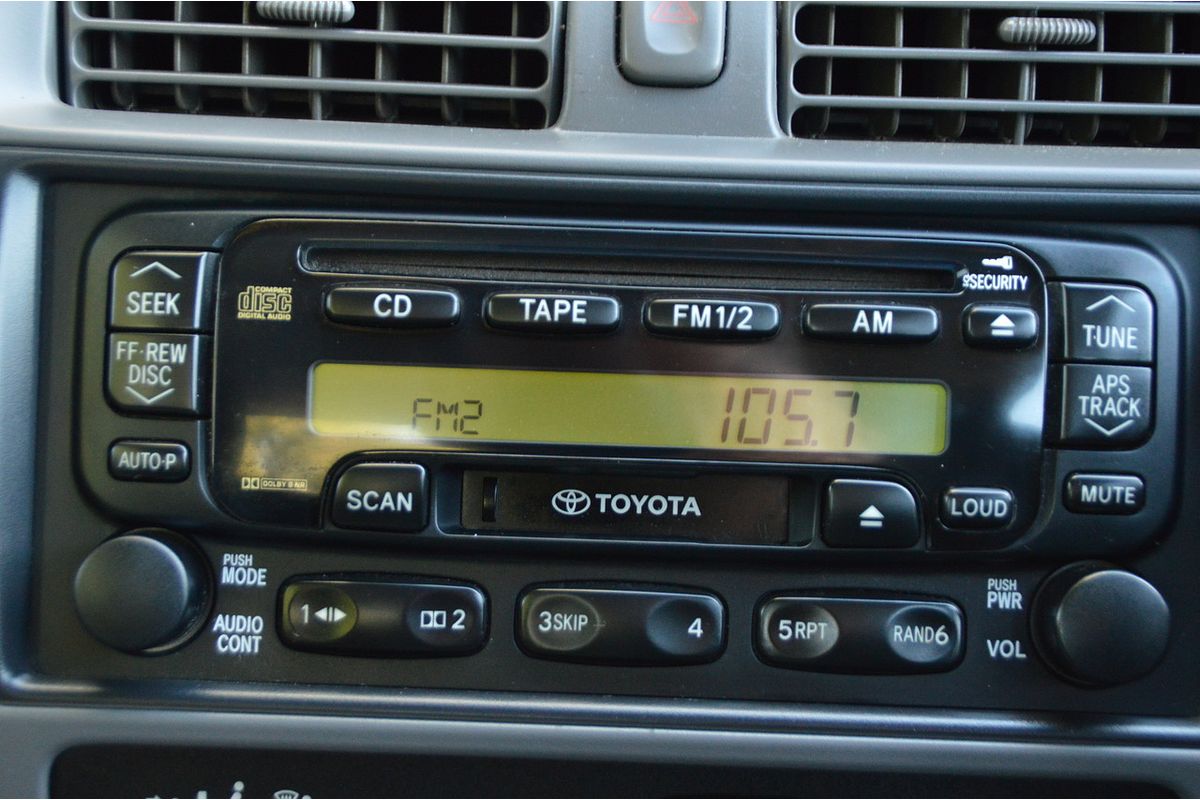 2003 Toyota Avalon Advantage Limited Edition Conquest MCX10R Mark II