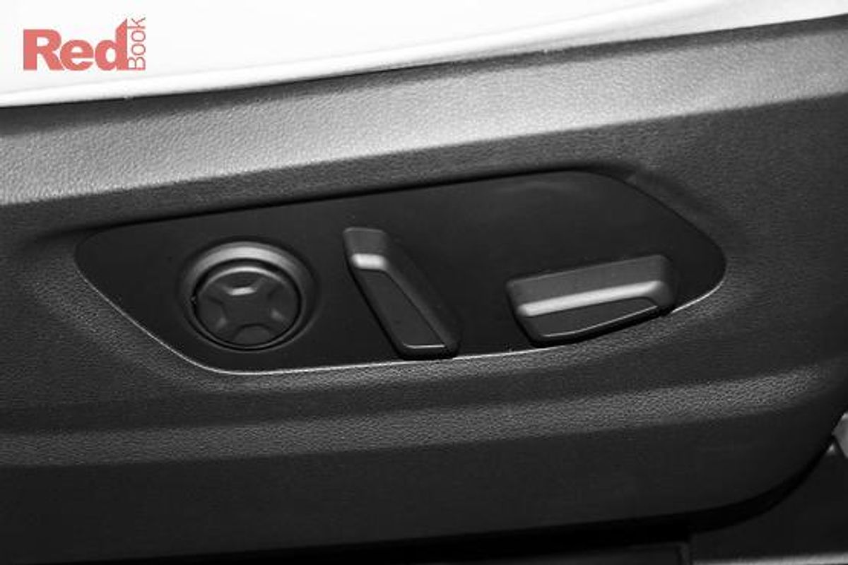2025 Hyundai STARIA Highlander US4.V3