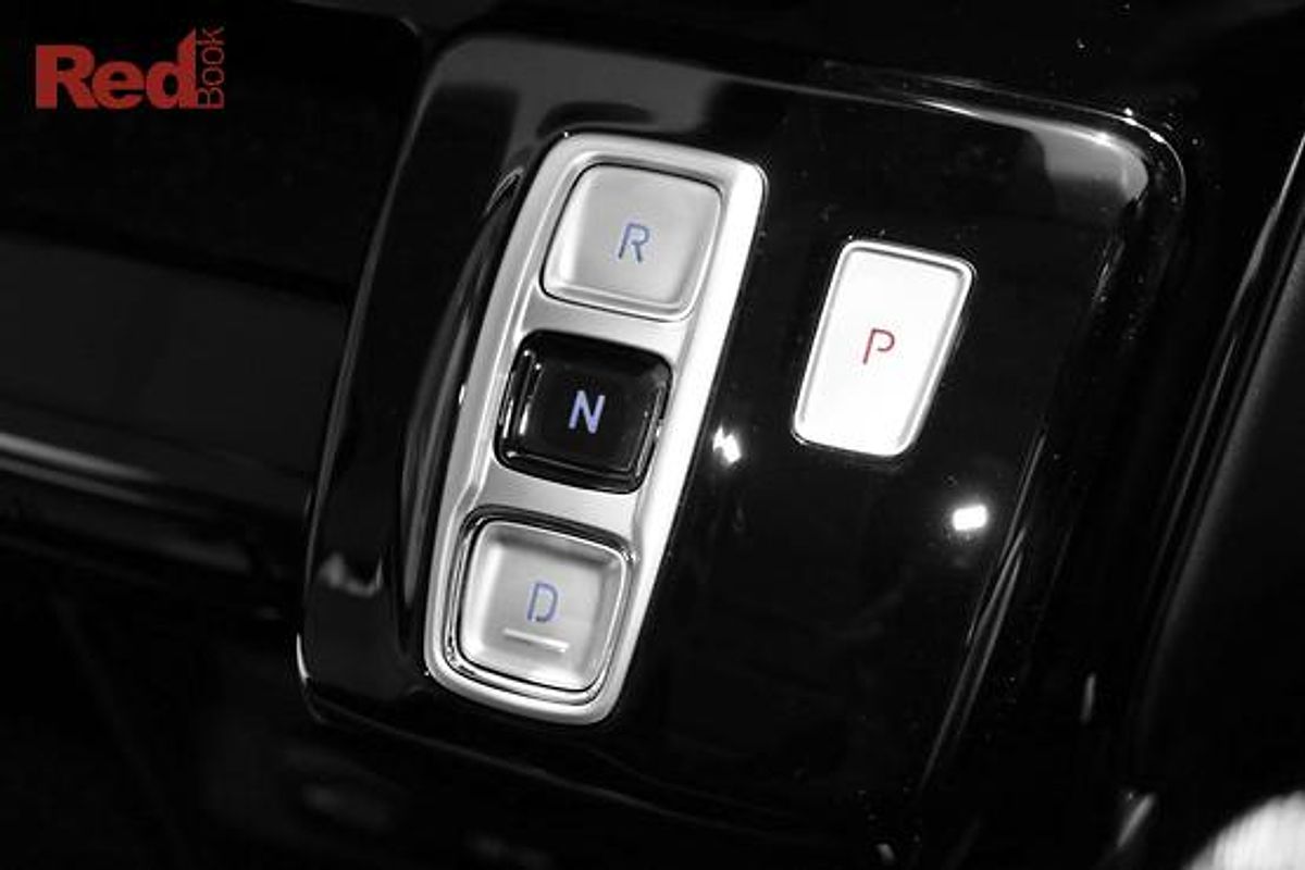 2025 Hyundai STARIA Highlander US4.V3
