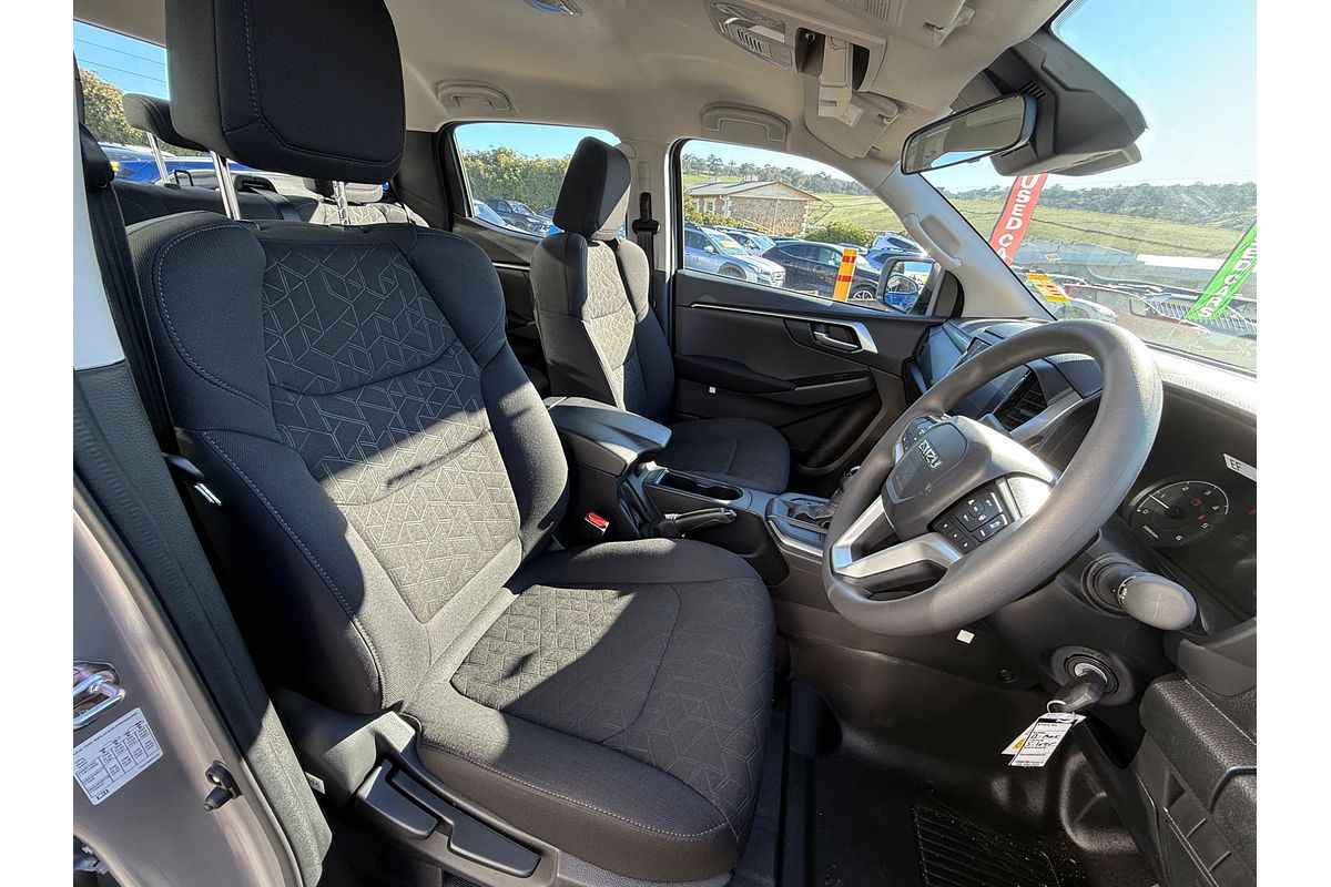 2025 Isuzu D-MAX LS-M 4X4