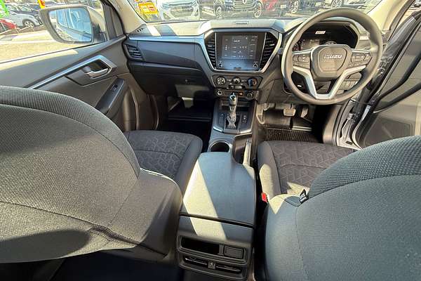2025 Isuzu D-MAX LS-M 4X4