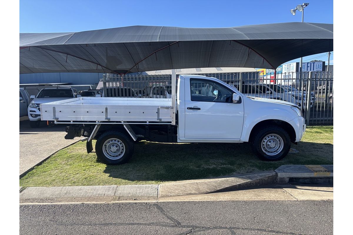2016 Isuzu D-MAX SX High Ride Rear Wheel Drive
