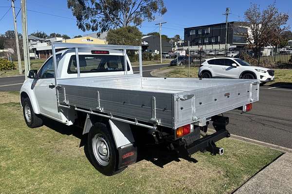 2016 Isuzu D-MAX SX High Ride Rear Wheel Drive