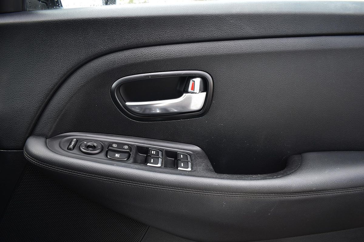 2015 Kia Rondo Si RP