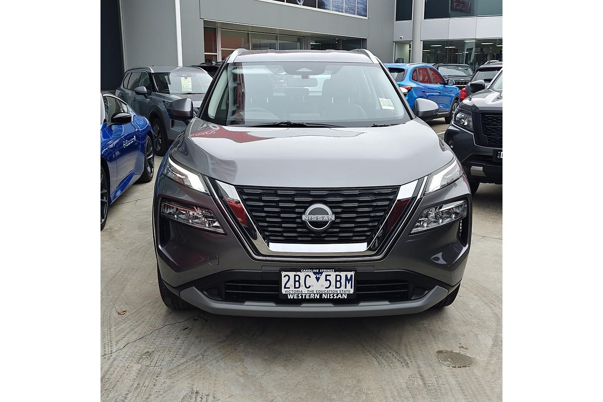 2024 Nissan X-TRAIL ST T33