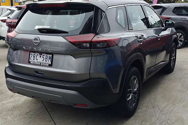 2024 Nissan X-TRAIL ST T33