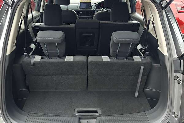 2024 Nissan X-TRAIL ST T33