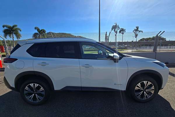 2024 Nissan X-TRAIL ST-L e-POWER T33