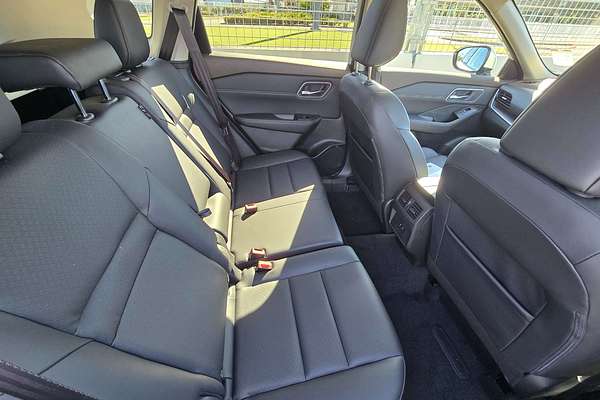 2024 Nissan X-TRAIL ST-L e-POWER T33