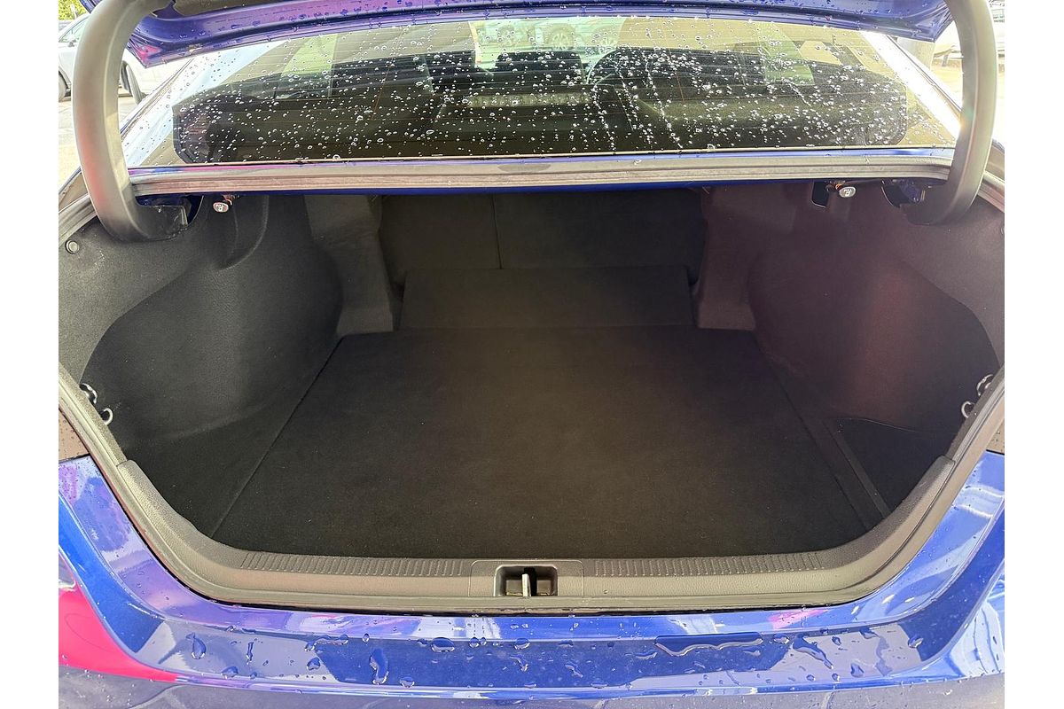 2018 Toyota Camry Ascent Sport AXVH71R