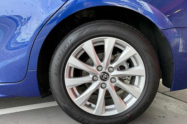 2018 Toyota Camry Ascent Sport AXVH71R