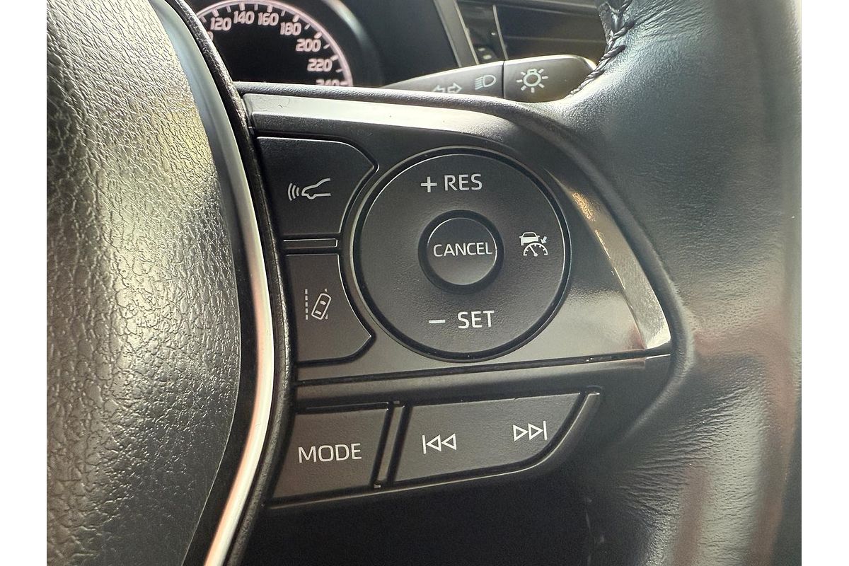 2018 Toyota Camry Ascent Sport AXVH71R