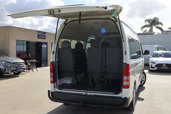 2018 Toyota Hiace Commuter TRH223R