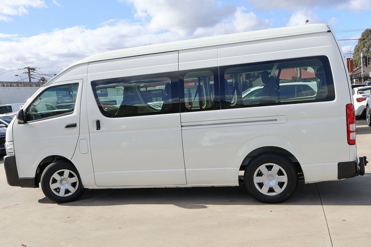 2018 Toyota Hiace Commuter TRH223R