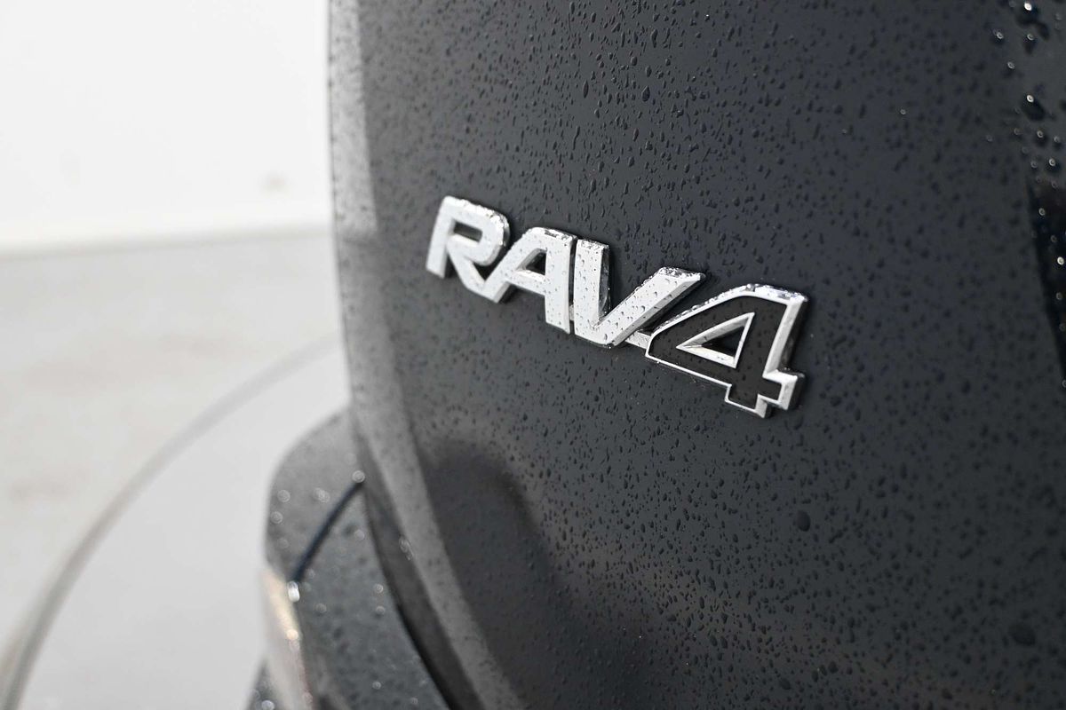 2018 Toyota RAV4 GXL ASA44R