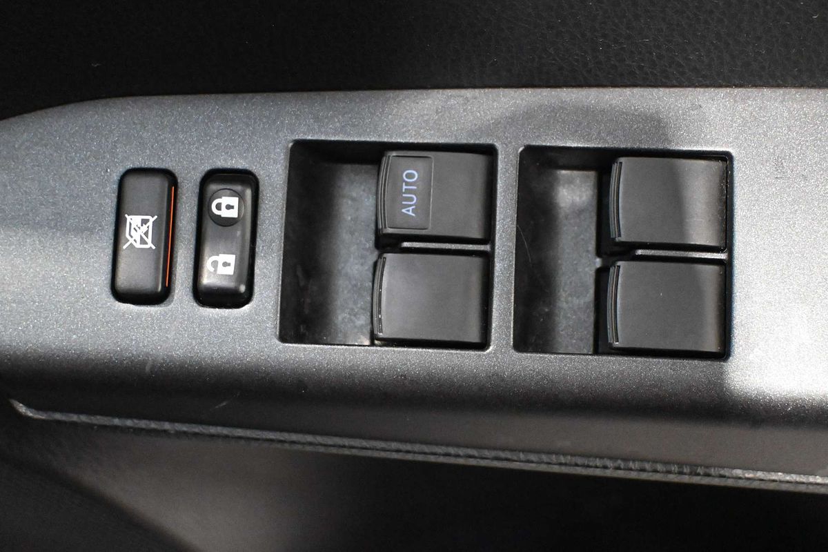 2018 Toyota RAV4 GXL ASA44R