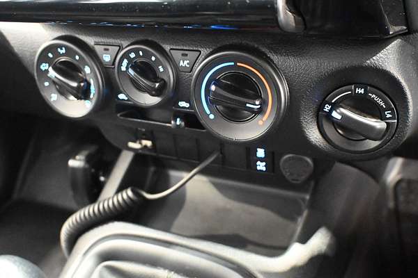 2020 Toyota Hilux SR GUN126R 4X4