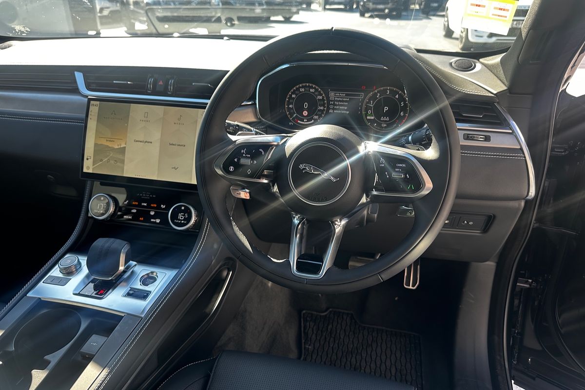 2024 Jaguar F-PACE PHEV P400e R-Dynamic SE 90th Anniversary Edition X761