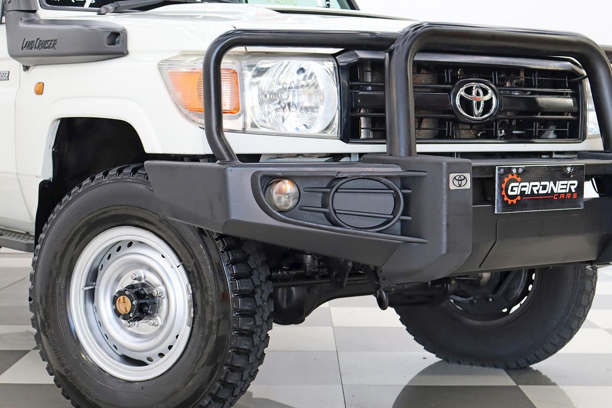 2013 Toyota Landcruiser WORKMATE TROOPCARRIE VDJ78R MY13