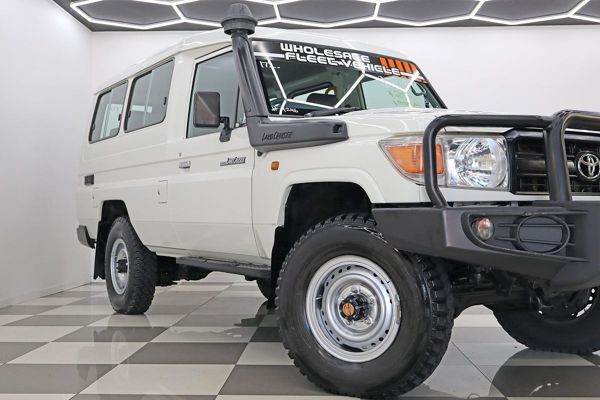 2013 Toyota Landcruiser WORKMATE TROOPCARRIE VDJ78R MY13
