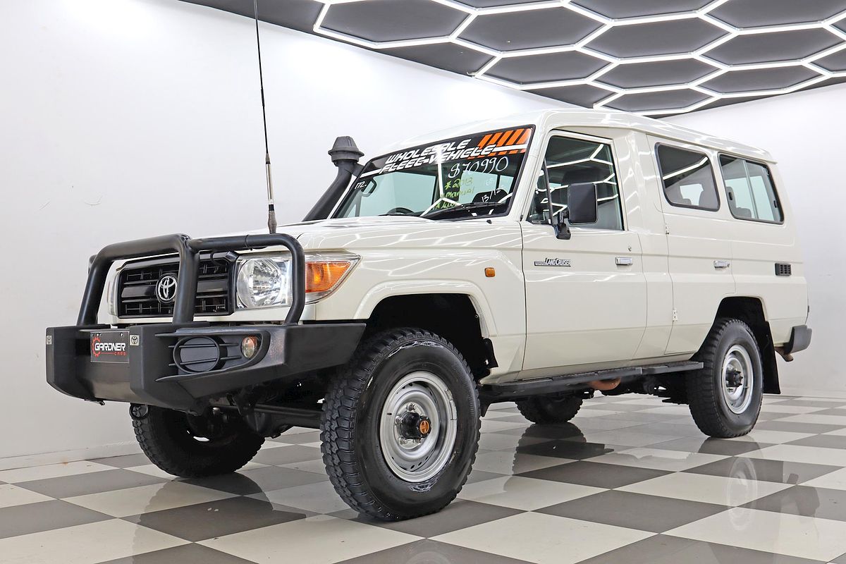 2013 Toyota Landcruiser WORKMATE TROOPCARRIE VDJ78R MY13