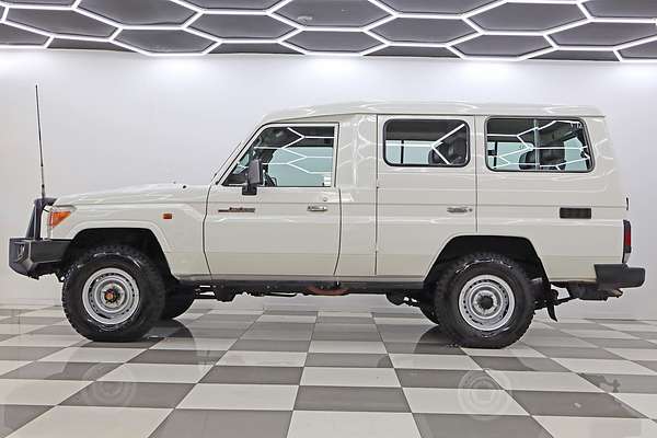 2013 Toyota Landcruiser WORKMATE TROOPCARRIE VDJ78R MY13